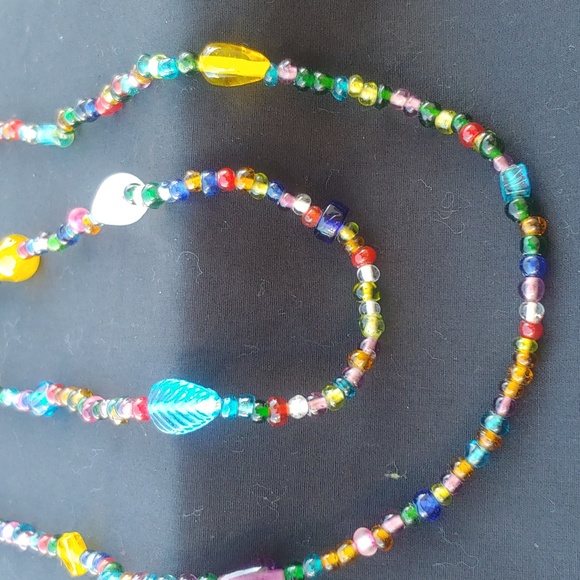 Women's beaded multicolored necklace. - Picture 3 of 7